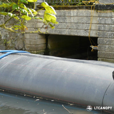 Litong China Fabrik Kundenspezifischer Aufblasbarer PVC-Hochwasserschutzdamm in Großformat